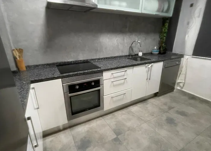 Amplio Apartamento, Playa, Tren *