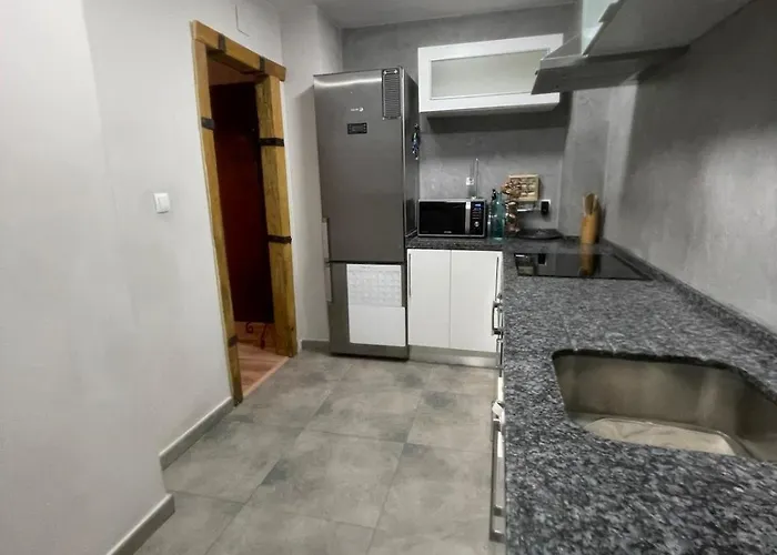 Amplio Apartamento, Playa, Tren