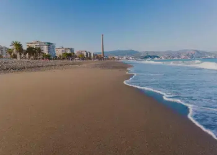 Amplio Apartamento, Playa, Tren Μάλαγα